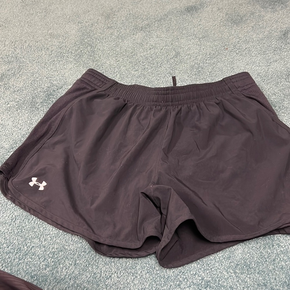 Under armor short.